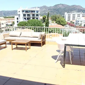 Beautiful Loft, Huge Sunny Terrace, View Over The And Sea Appartement Roses
